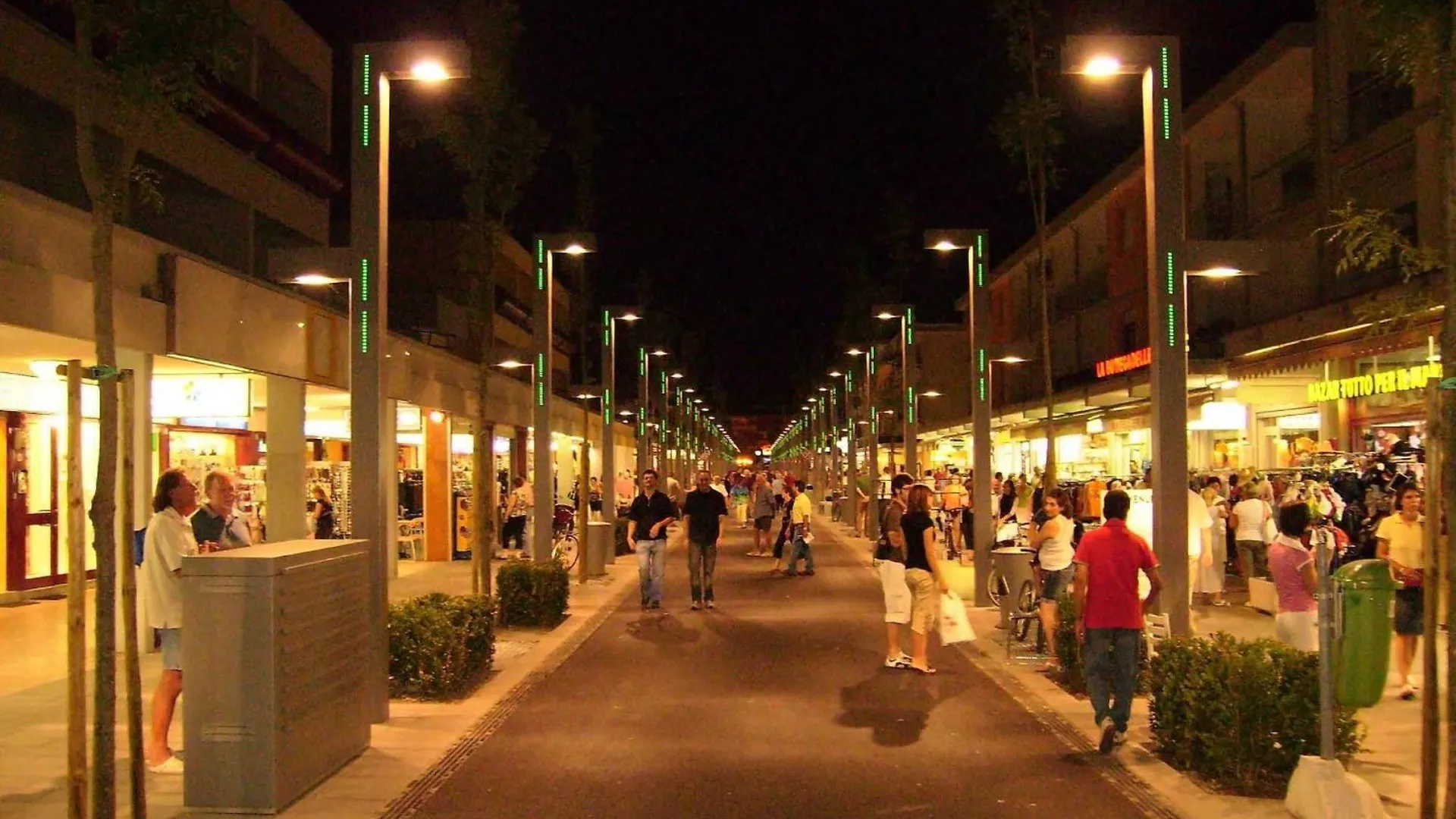 Graceful Flat With Big Balcony - Beahost Apartman Bibione
